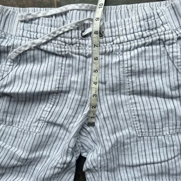 Athleta Bali Linen Striped Cuffed Ankle Pants Size 8T - Picture 7 of 8